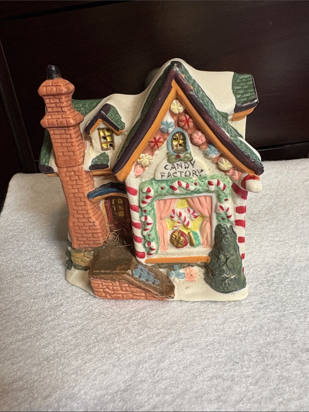 Candy Factory Ceramic Holiday Cottage - Multicolor
